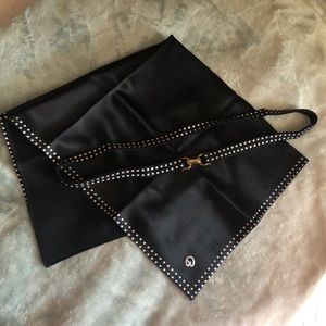 St. John scarf and elastic belt